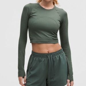 5-20 Size 4 NWT Lululemon Swiftly Tech cropped Long Sleeve 2.0 DKFR